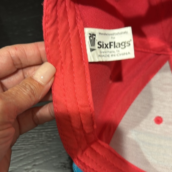 Wonder Woman Pink Hat - Picture 3 of 4